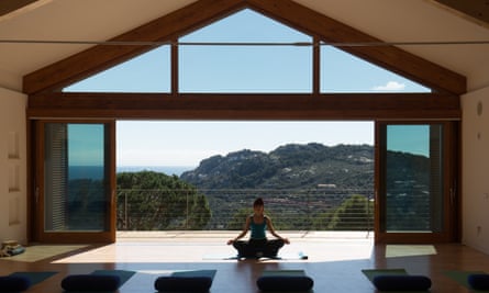 Destination Yoga retreat at Pi Blau, Spain