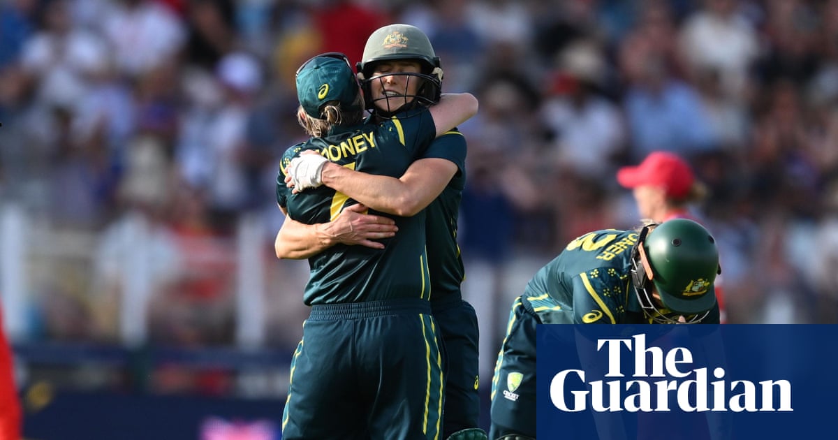 Mooney leads charge as Australia regain T20 World Cup and crush England’s dreams