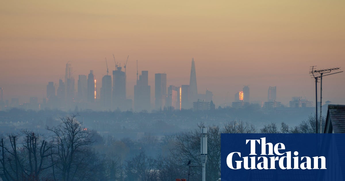 Low-income areas in England and Wales face worst air pollution, analysis finds