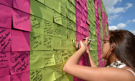 Participants write suggestions on the ‘To Do’ board during the South by South Lawn event at the White House.