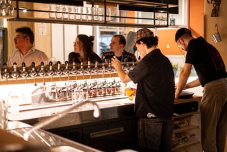 Mazette, a cooperative microbrewery of 900 members who make more than 20 beers.