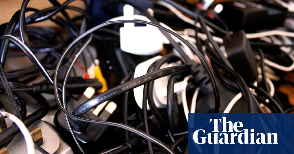 Don’t add to e-waste mountain, campaign urges UK shoppers