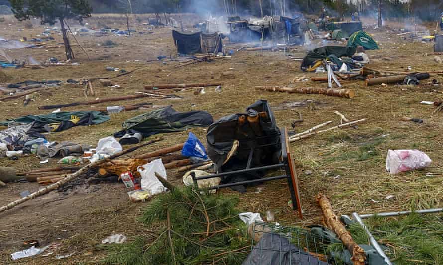Los campamentos de migrantes despejados en la frontera entre Polonia y Bielorrusia.