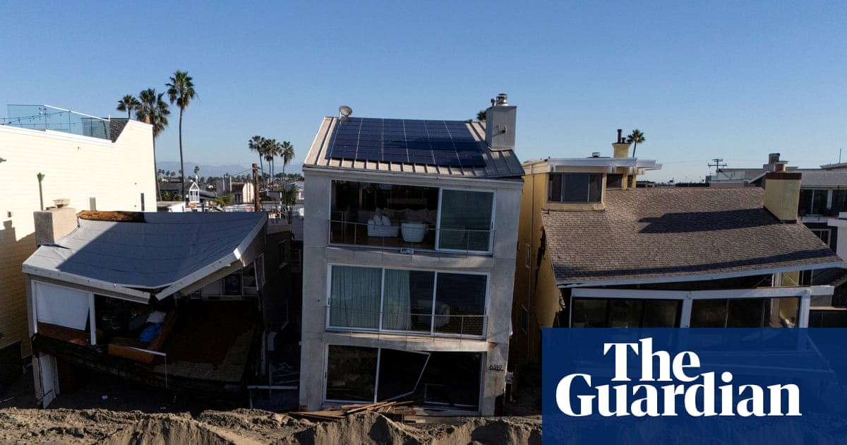 Aerial video shows California flooding amid ‘record-breaking tides’ – video