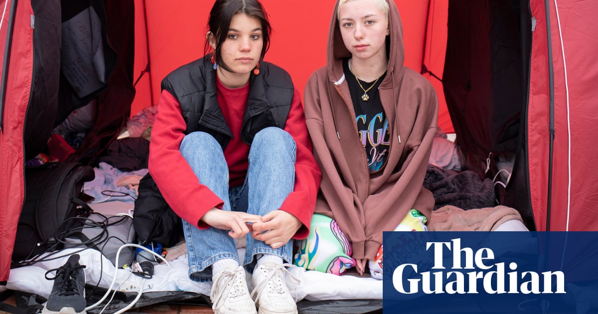 Warwick University students stage sit-in over sexual abuse