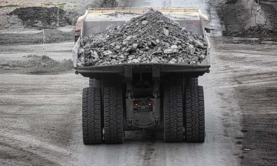 短短一个月内澳洲环境部长批准了三个新的煤矿项目