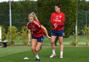 England’s Leah Williamson and Scotland’s Jen Beattie play together at Arsenal.