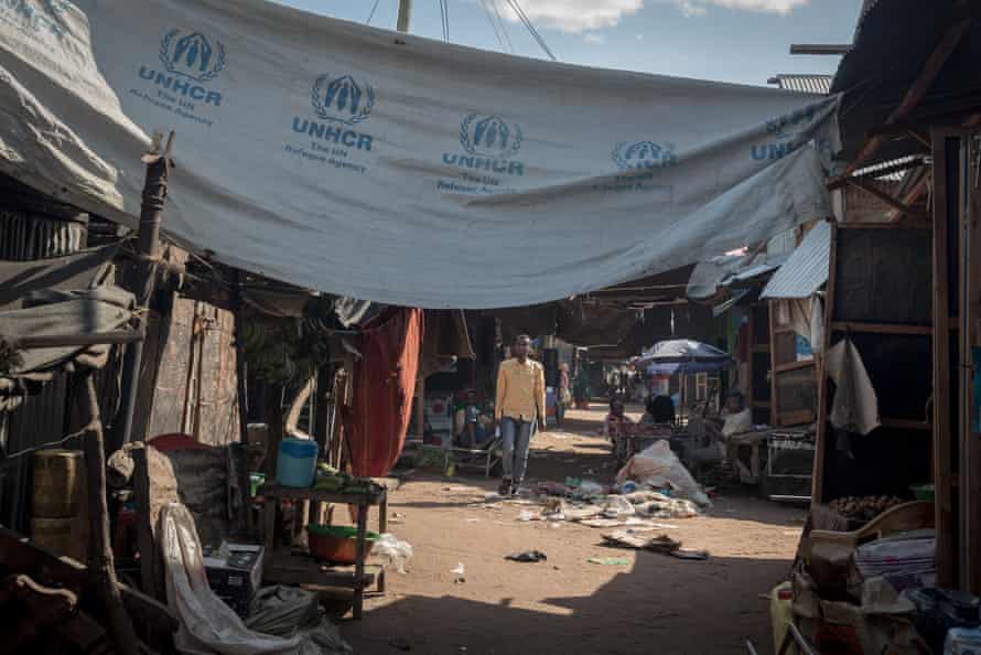 A market in the Dadaab refugee camp, which Kenya has demanded the UNHCR shut down.