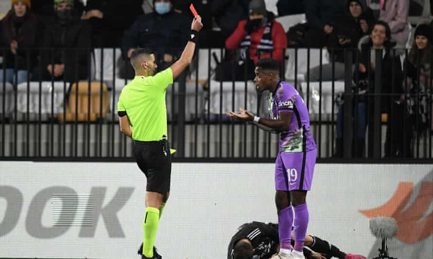 Mura stuns Tottenham with the latest European Conference winner after Sessegnon's red card | Europa Conference League - Online Teaching Jobs