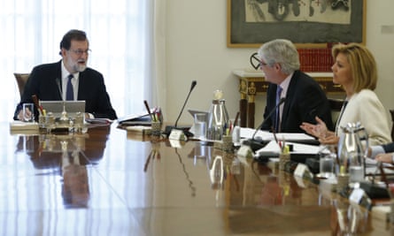 Mariano Rajoy, the Spanish PM, presides over the crisis cabinet meeting in Madrid on Saturday morning.