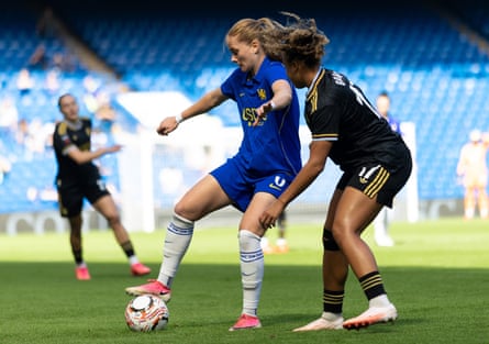 Sjoeke Nüsken (left) shields the ball in Chelsea’s game against Aston Villa at Stamford Bridge.