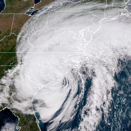 Hurricane Ian makes landfall over Georgetown, South Carolina.