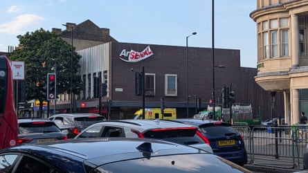 Argos sign that has been altered to say Arsenal