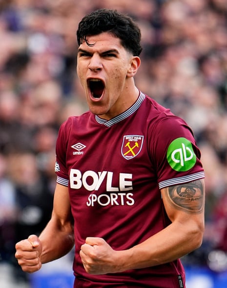 West Ham United's Mateus Fernandes celebrates scoring his side's third goal.