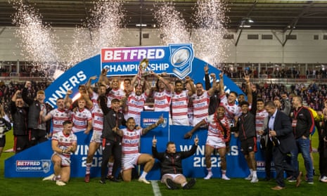 Leigh Centurions celebrate their promotion from the Championship