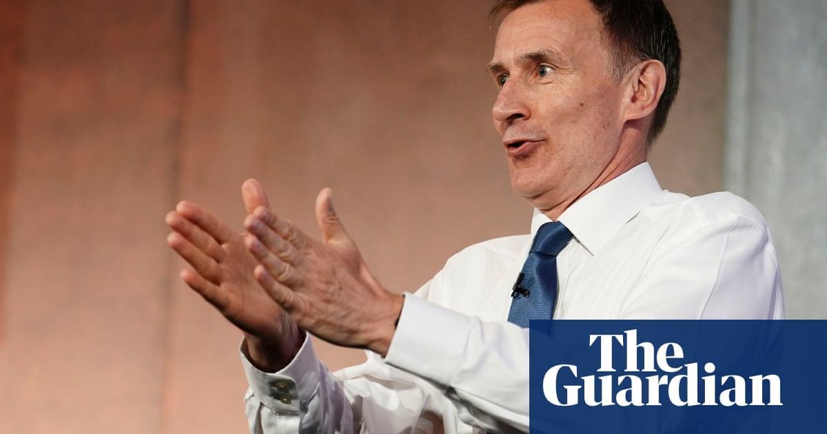 officials-warned-over-accuracy-after-jeremy-hunt-tweet-on-public-debt