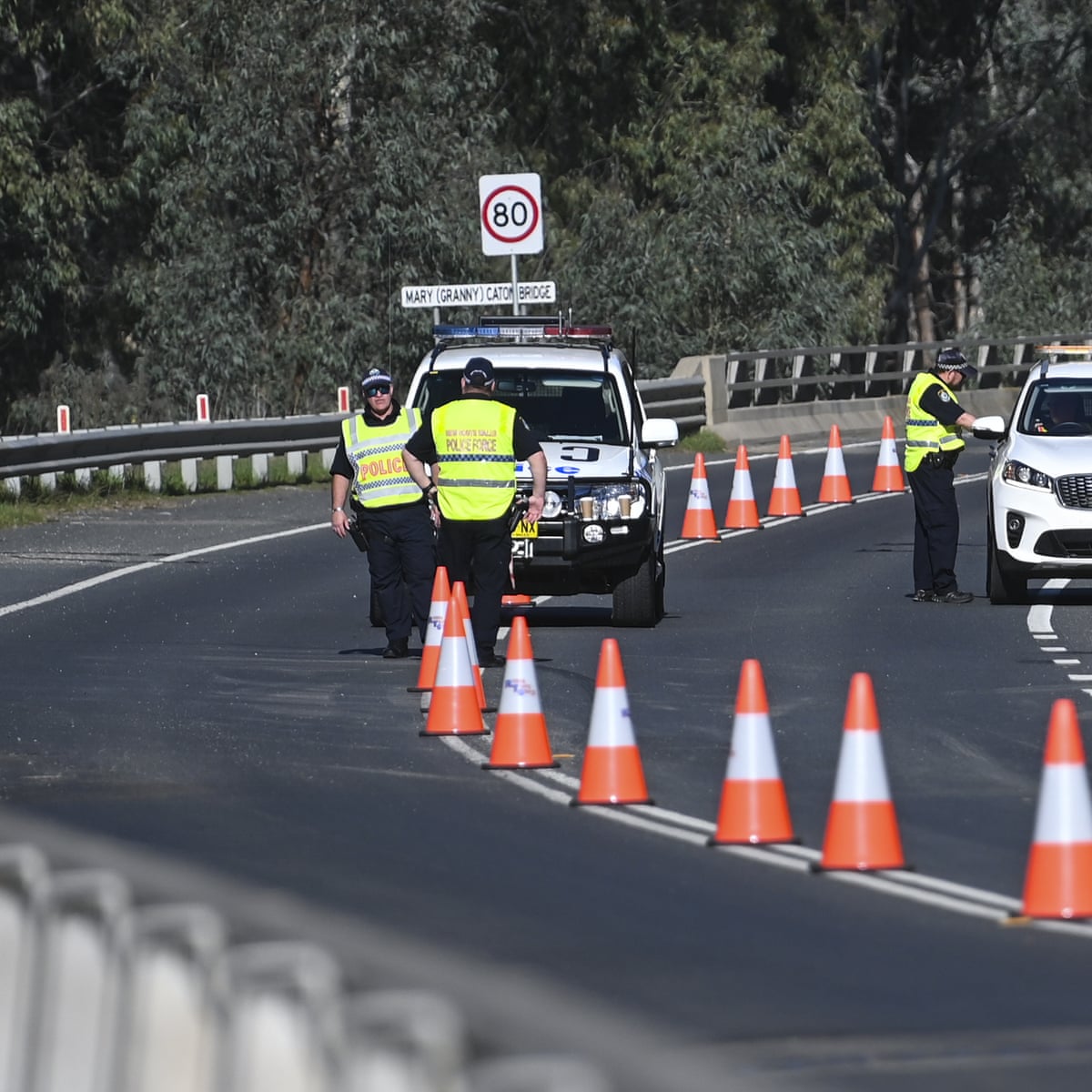 pix Nsw Victorian Border Restrictions nsw victoria border control to be in