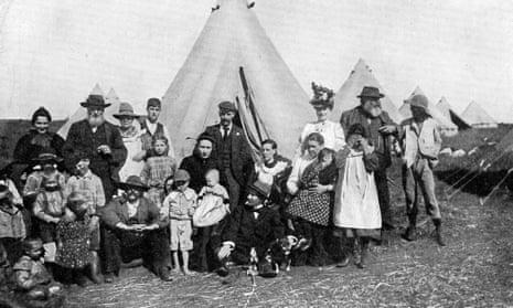 Boer families in a British concentration camp at Eshowe, Zululand, 2nd Boer War, 1900. This represented the first use of the internment of civilians in camps in wartime. (Photo by Ann Ronan Pictures/Print Collector/Getty Images)