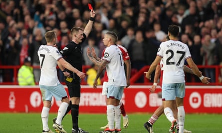 Kalvin Phillips is sent off at the City Ground