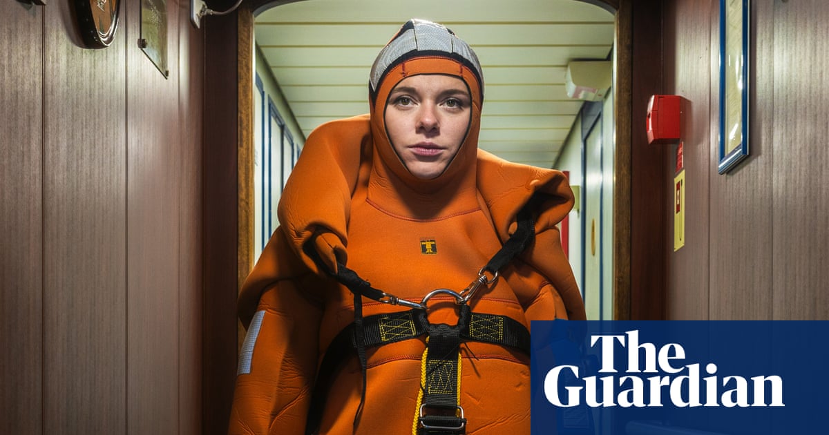 Underwater Argonauts! The deep-sea scientists logging Med pollution in pictures