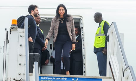 Braverman criticised for shutting out Guardian and BBC from Rwanda trip