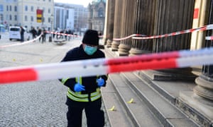 Police in Dresden are investigating how thieves broke into the Green Vault.