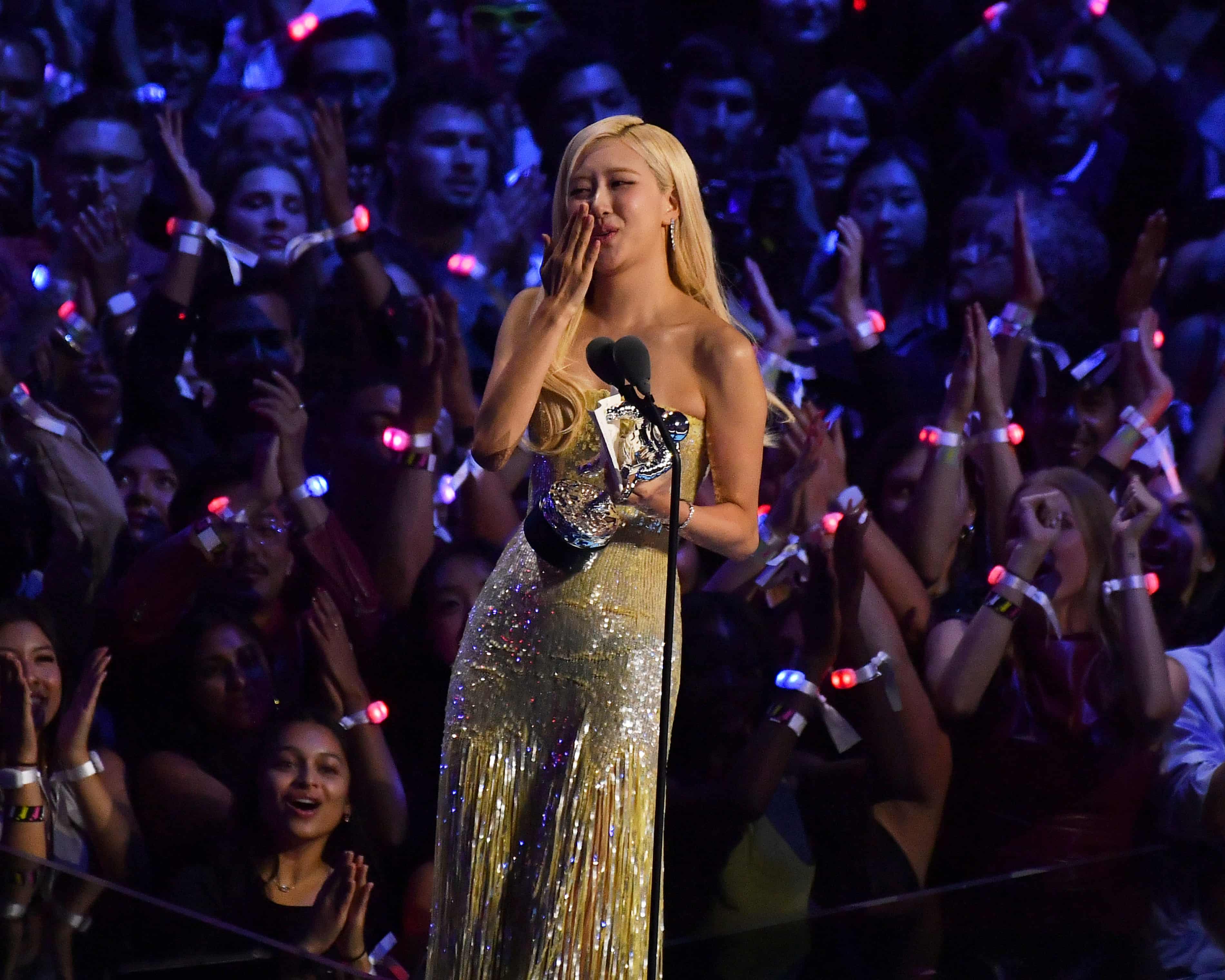 VMAs 2025 | Gaga, Grande, Carpenter Win Big at UBS Arena Ariana Grande accepting the Video of the Year award for 'Brighter Days Ahead'