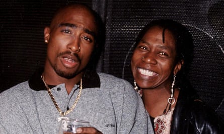 Tupac with his activist mother Afeni.
