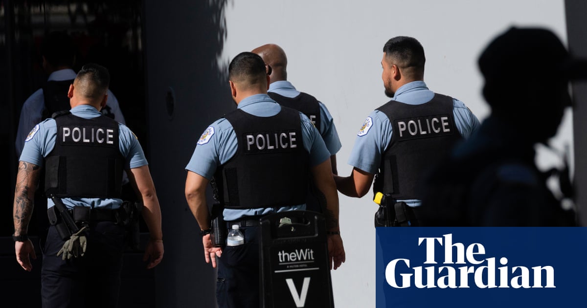 Eight killed and 50 wounded in dozens of Chicago shootings over Labor Day weekend