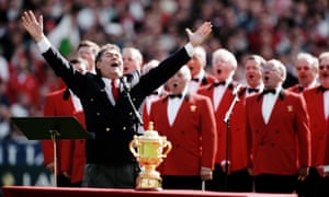 Max Boyce singing with a choir pre match before the 5 Nations match against England at Wembley Stadium on 11 April.