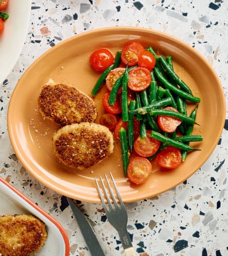 Chicken and cauliflower rissoles