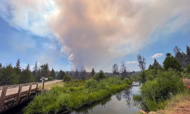 Smoke from the Bootleg fire billows near Sycan Marsh in Oregon.