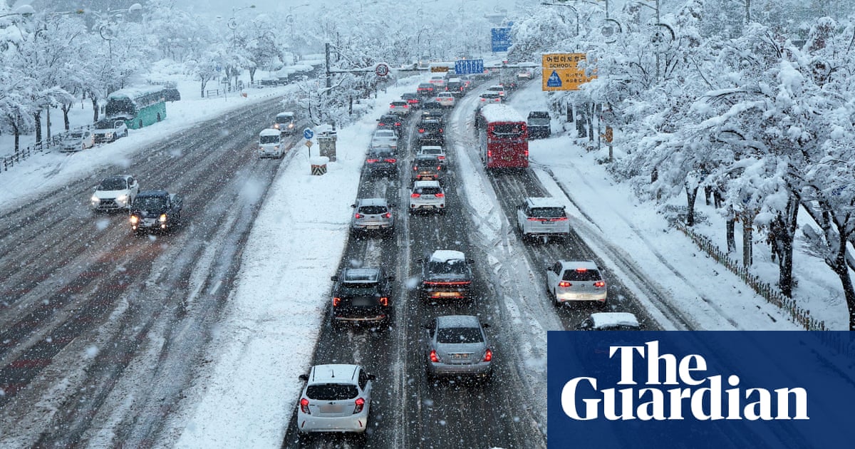 Four killed and flights cancelled as heavy snowfall blankets Seoul