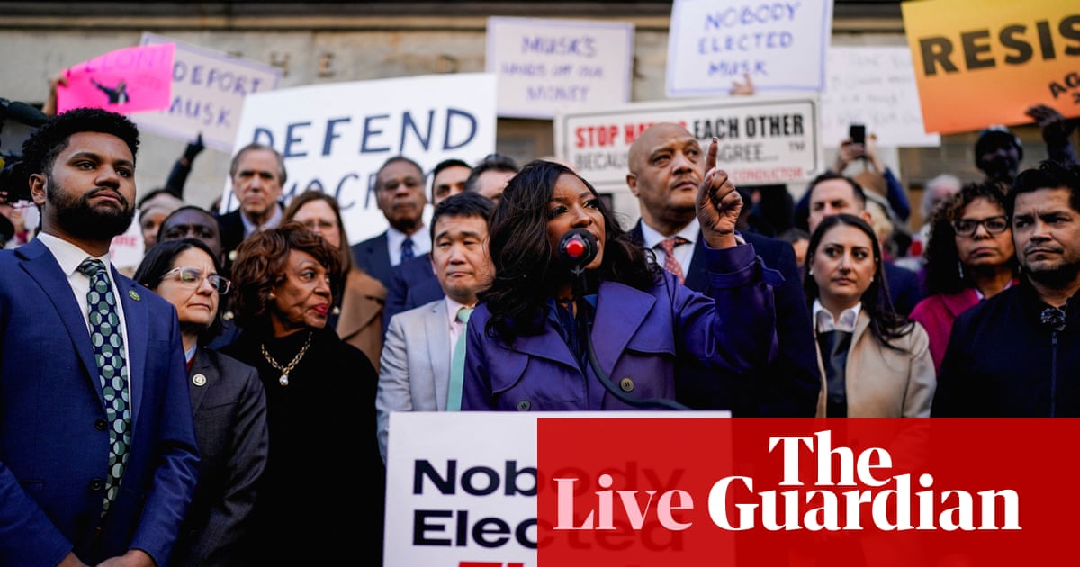 www.theguardian.com