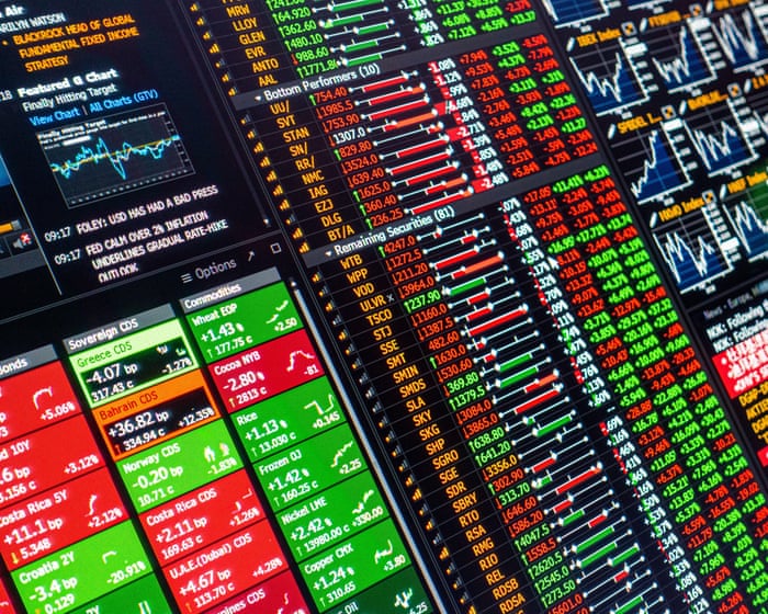 Multimillion-pound ad blitz to urge UK savers to put their money in stocks and shares