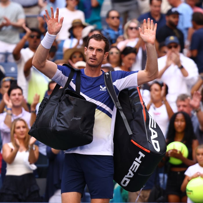 Andy Murray waves to the crowd as he leaves the court after his loss to Matteo Berrettini.