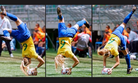 Brazilian footballer Leah Fortune surprised everyone at the U20 Women’s World Cup in 2014 with a flip throw-in