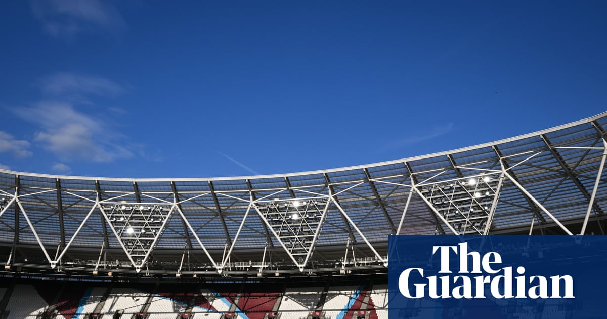 West Ham Supporters Issue Vote No Confidence in Board Amid Poor Season Start