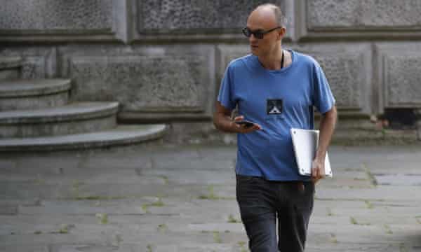 Canvas Of Lies What Dominic Cummings Tote Bag And Gilets Tell Fashion The Guardian