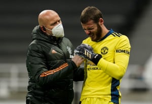 David De Gea receives treatment