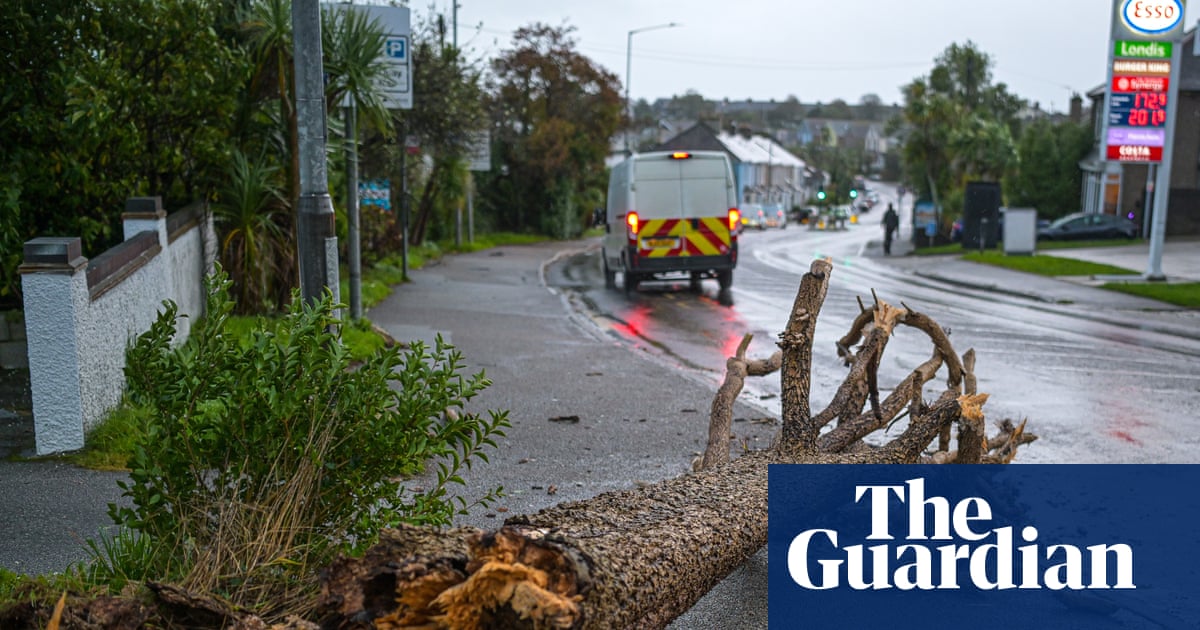 Thousands of homes without power as Storm Austen hits south-west England