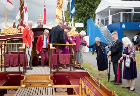 Gloriana, The Queen’s Rowbarge