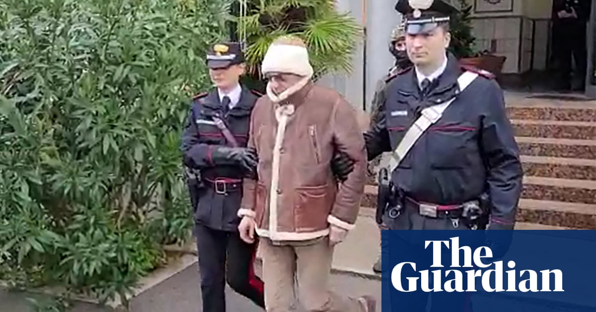 Police arrest Sicilian whose identity was used by fugitive mafia boss