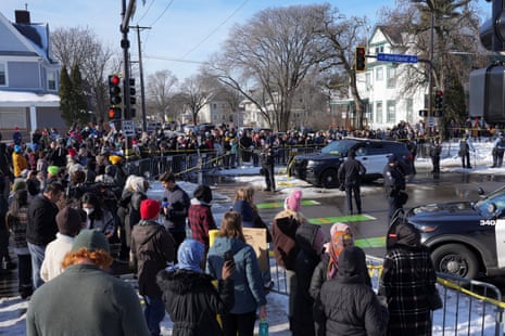 Shock and outrage at scene of Minneapolis ICE shooting: 'This is just sad' | Minneapolis | The Guardian