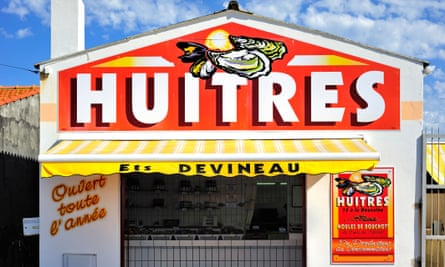 Oyster shack on Noirmoutier