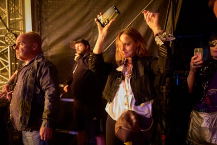 Stella McCartney dances backstage as Cook performs at Lonely Hearts Club stage