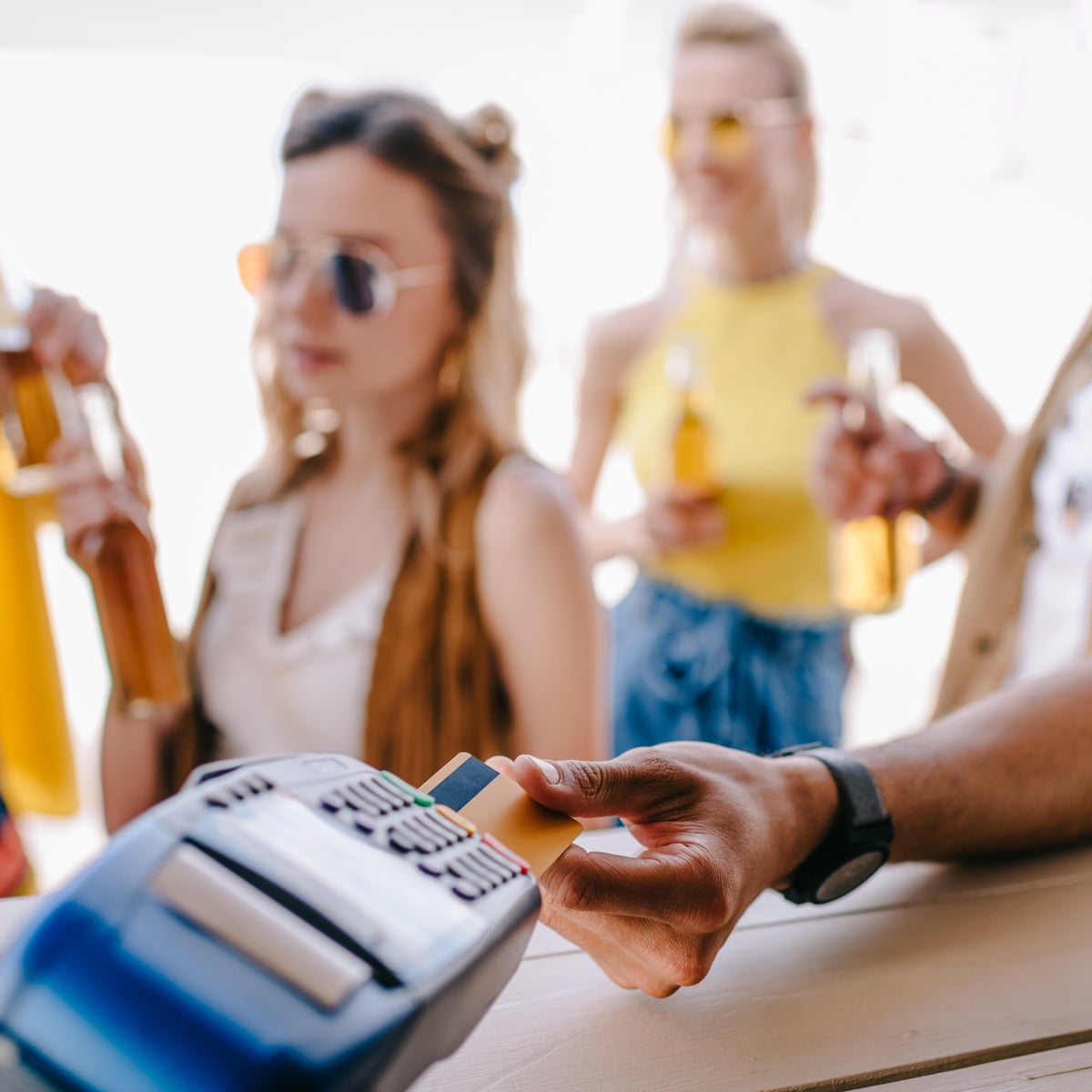 the best debit and credit cards to use