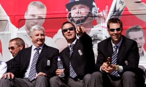 Duncan Fletcher, Michael Vaughan and Marcus Trescothick soak up the Ashes celebrations in Trafalgar Square.