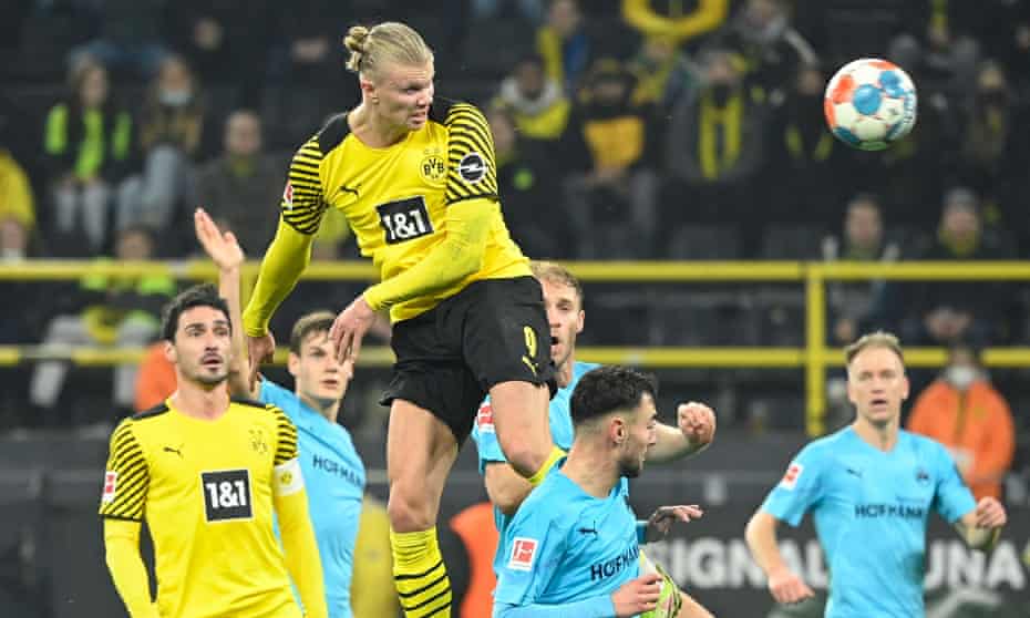 Bundesliga: Erling Haaland strikes twice as Dortmund battle past lowly  Fürth | Bundesliga | The Guardian