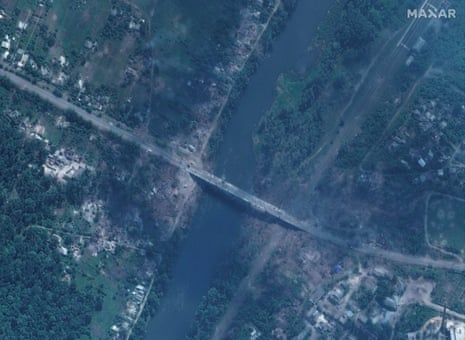 A satellite image shows a closer view of damaged Proletarsky bridge in northern Lysychansk, Ukraine.